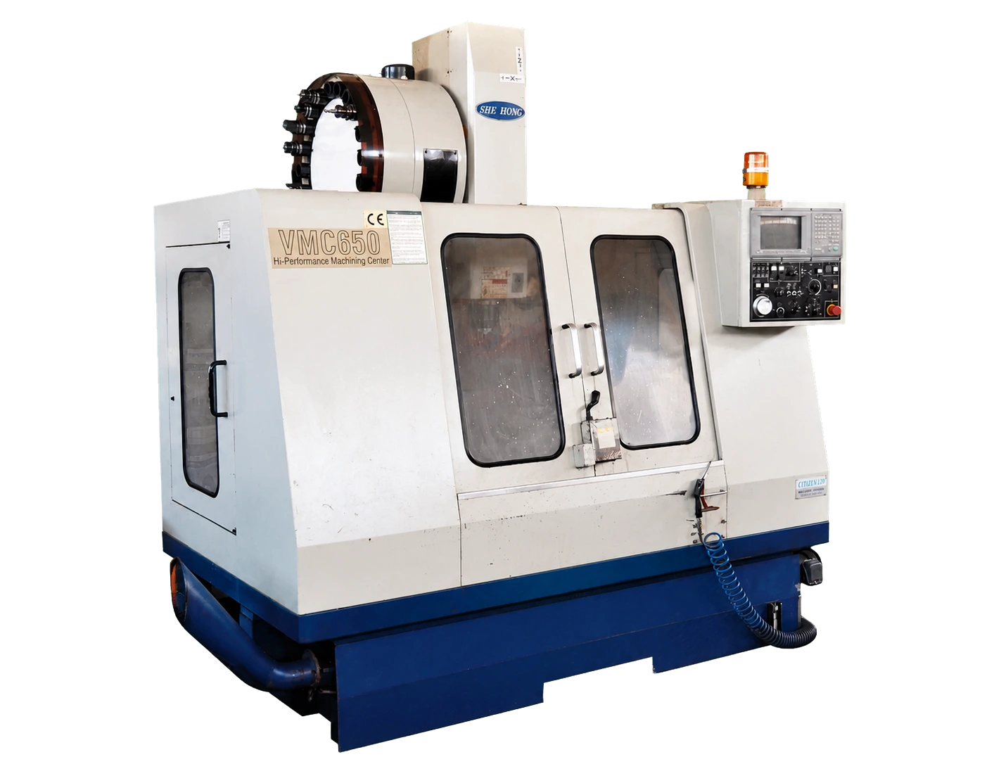 Centro di lavoro CNC per fresatura nell’officina TI-ERRE